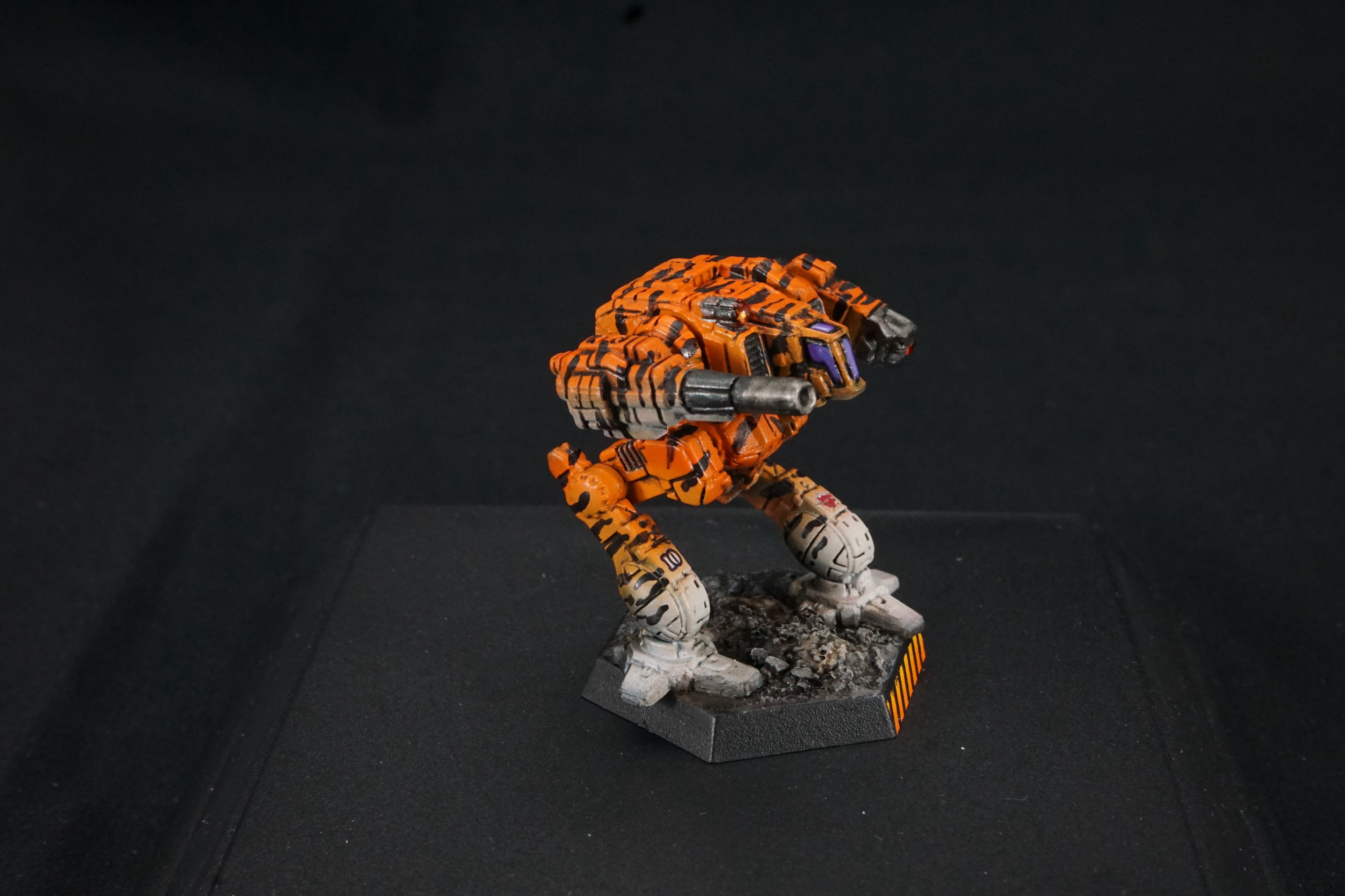 Battletech Catalyst Clan Wolf Gamma Galaxy Tiger Stripe - Clan Command Star Pro Painted (Made to Order)