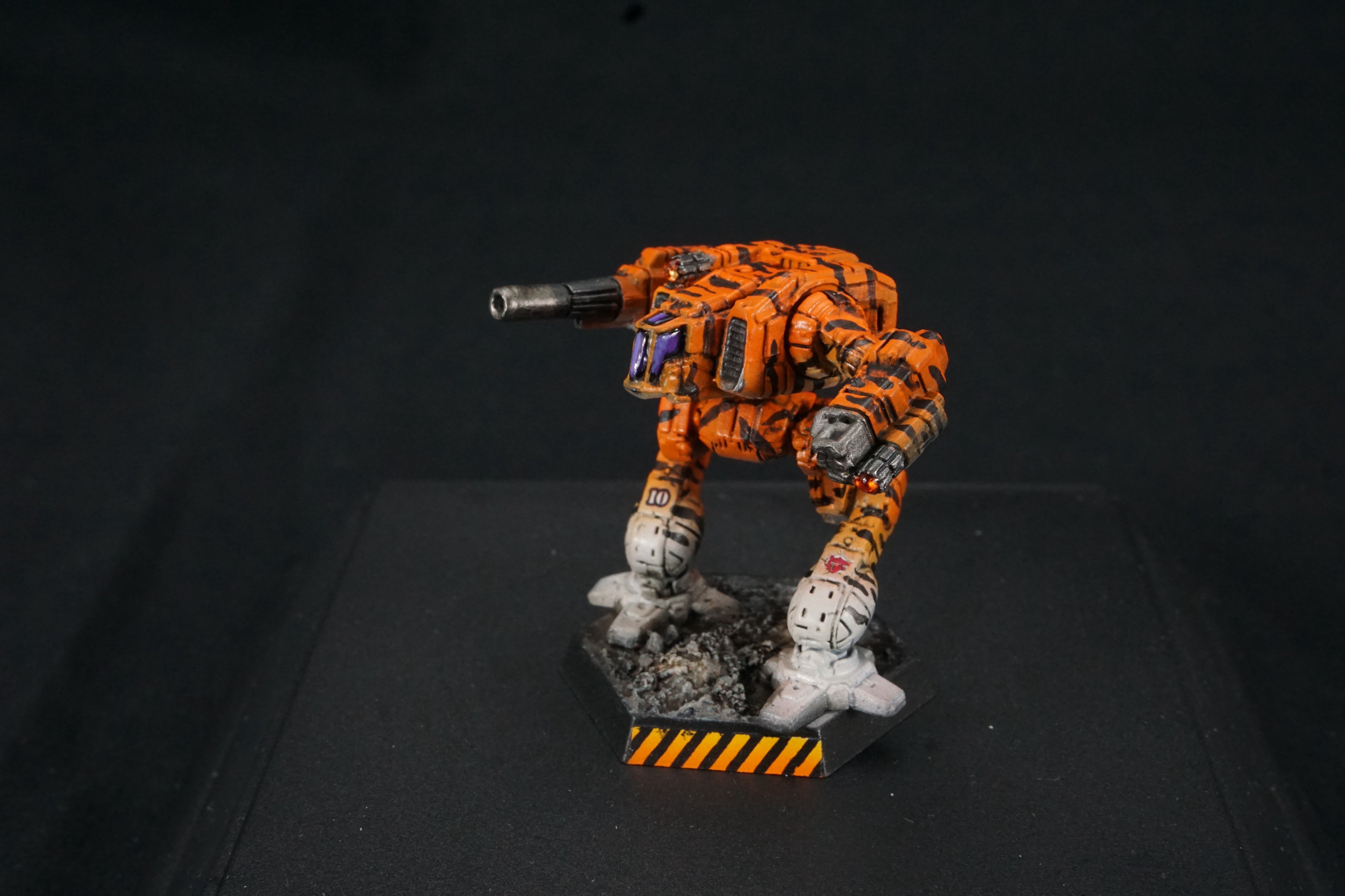 Battletech Catalyst Clan Wolf Gamma Galaxy Tiger Stripe - Clan Command Star Pro Painted (Made to Order)